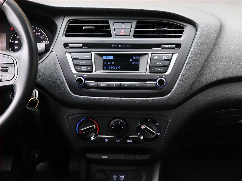 Hyundai i20 (2019) 1.2 - fotka 10 z 14