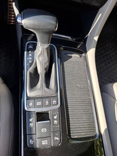 Kia Optima (2016) 1.7 CRDi,104 kW, PREMIUM,aut. - fotka 9 z 17