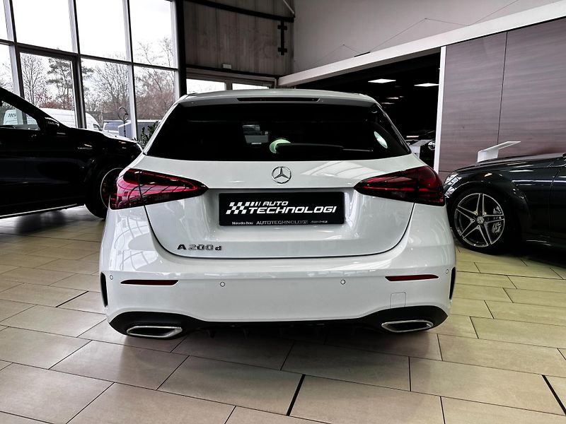 Mercedes-Benz Třídy A (2023) A 200 D - fotka 7 z 30