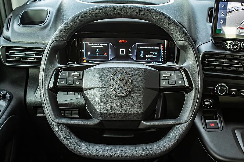 Citroën Berlingo (2026) 1,5 MAX 130k Automat - fotka 11 z 14