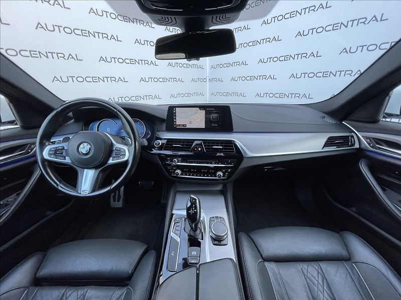 BMW Řada 5 3,0 D,530 xDrive,195kW,M-PACKE - fotka 26 z 34