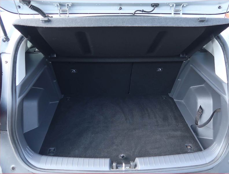Hyundai Bayon (2021) Style 1.2 i, Serv.kniha, Navi - fotka 13 z 15