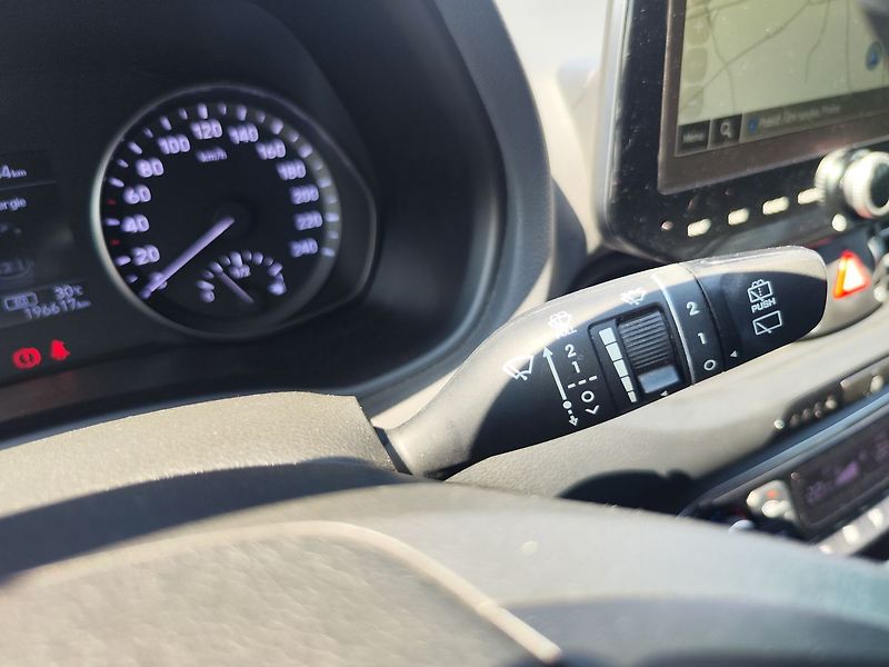 Hyundai i30 1.5 T-GDI/117kW Smart Navi - fotka 28 z 38