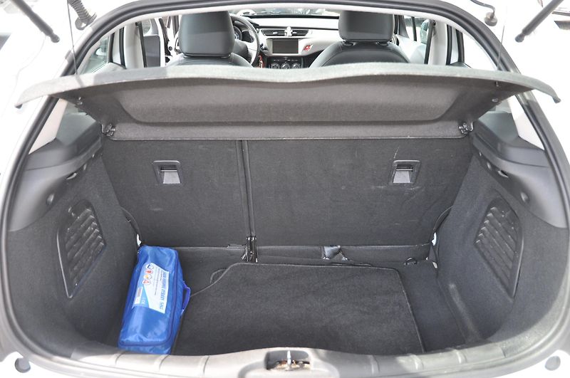 Citroën C3 1.2i 60kW - fotka 8 z 10