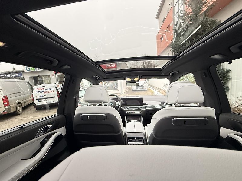 BMW X5 40d M SPORT PANO VZDUCH - fotka 15 z 18