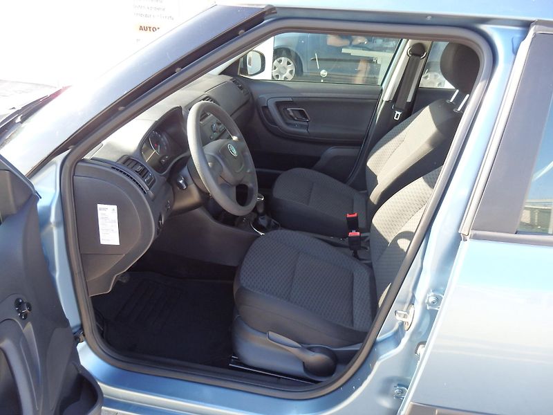 Škoda Fabia 1.4 16V KLIMA, ZÁVĚS - fotka 6 z 13