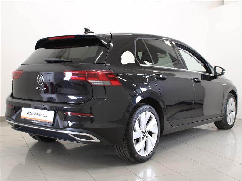 Volkswagen Golf 1,5 TSi 110kW Style 45tkm. ČR - fotka 3 z 24