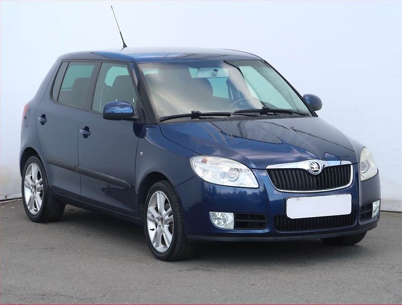 Škoda Fabia (2007) Sport 1.4 16V, nová STK - fotografie inzerátu