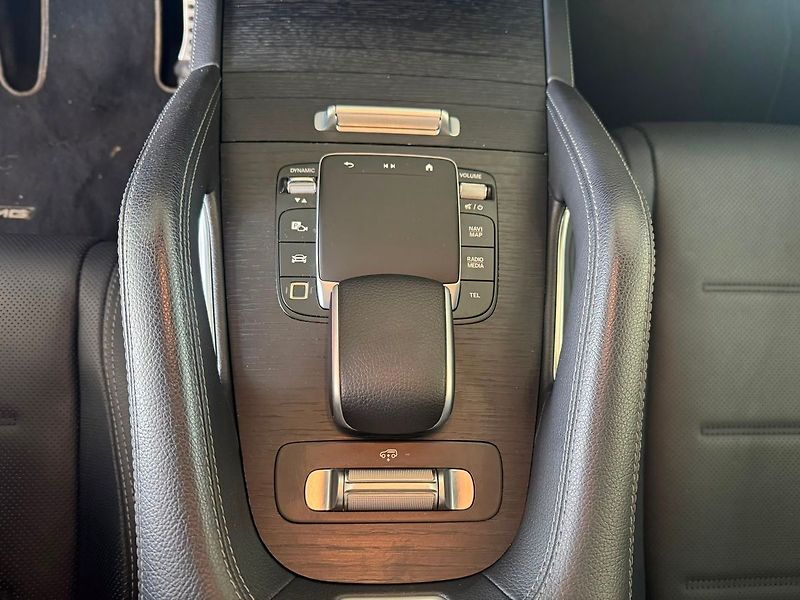 Mercedes-Benz GLE 450d 4MATIC kupé - fotka 16 z 21