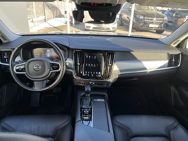 Volvo V90 (2019) 2.0d*173Kw*CrossCountry*4x4*AT - fotka 19 z 43