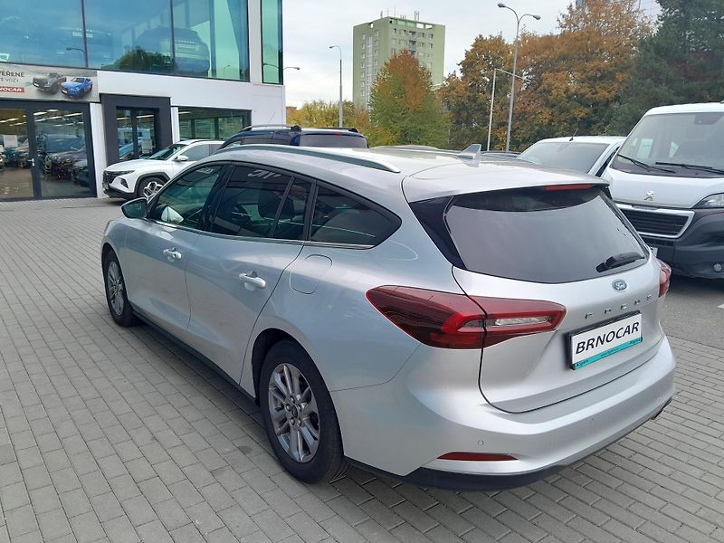 Ford Focus Titanium, AT, ČR, 1 majitel  - fotka 5 z 13