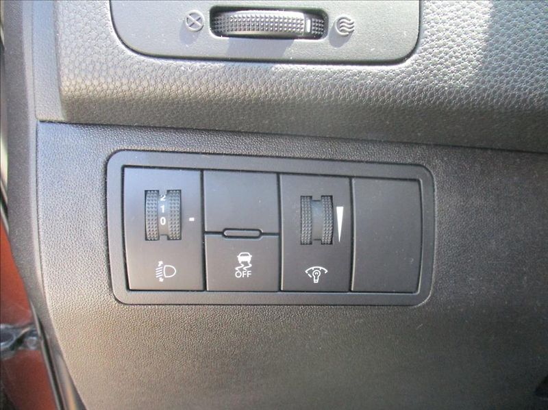Hyundai ix20 1,6 CVVT, digiklima,servis,CZ, - fotka 26 z 39