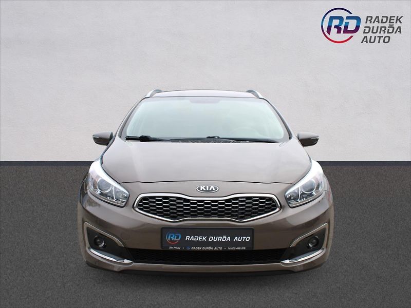 Kia Ceed 1,6 CRDi  ČR,COMFORT PLUS - fotka 2 z 31