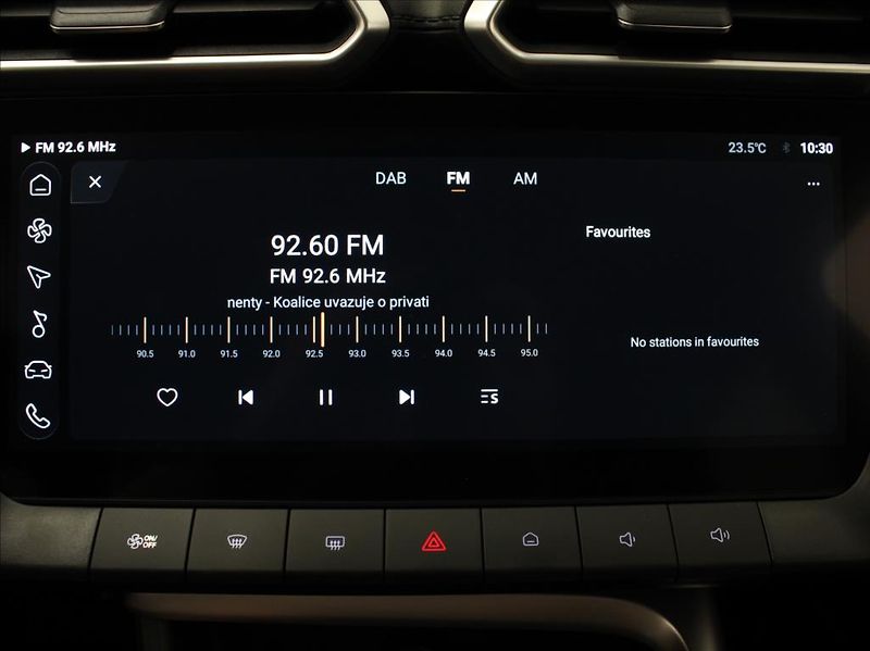 MG ZS 1,5 Hybrid+ Exclusive 26tkm.ČR - fotka 13 z 27
