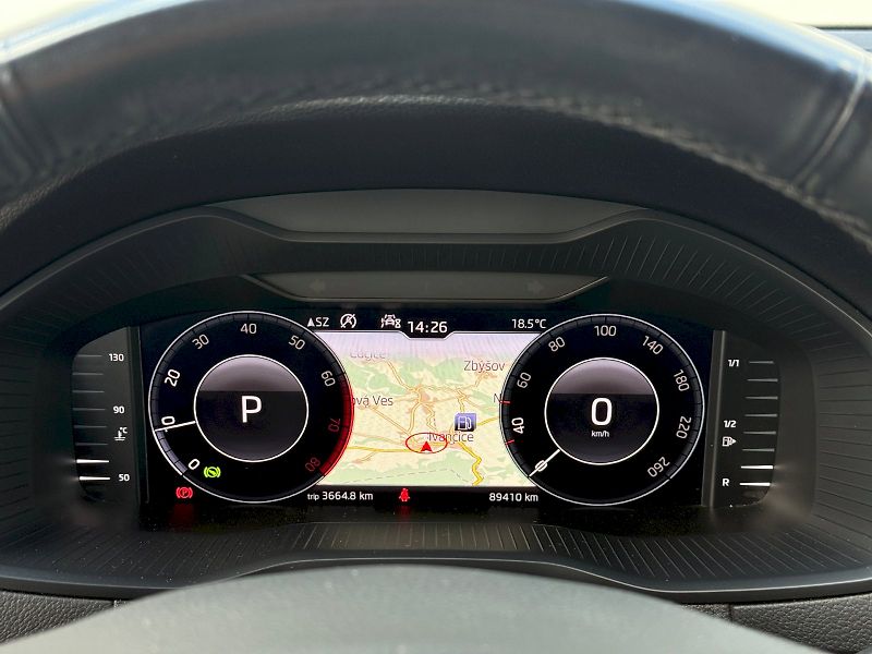 Škoda Karoq (2020) 1.5 TSI 110 kW DSG Style Plus - fotka 13 z 24