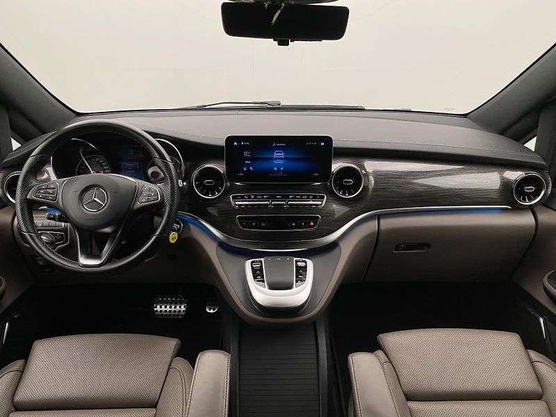 Mercedes-Benz Třídy V V300d 4MATIC AMG, AIRMATIC, CZ - fotka 2 z 58