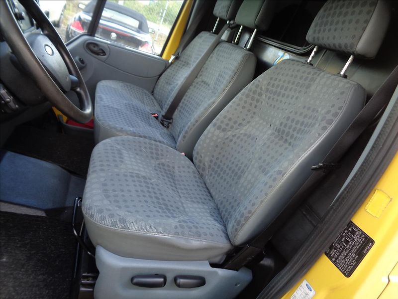 Ford Transit 2,2 - fotka 13 z 19