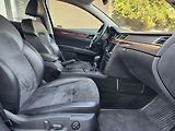 Škoda Superb 2.0-PRAV.SERVIS-TOP VÝBAVA - náhled 23