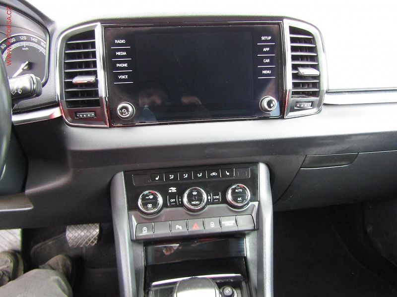 Škoda Karoq (2019) 1.5 TSi 4x4, Soleil, DSG, LED - fotka 12 z 20