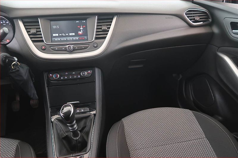 Opel Grandland X (2019) 1.2 Turbo, ČR,1.maj - fotka 8 z 17