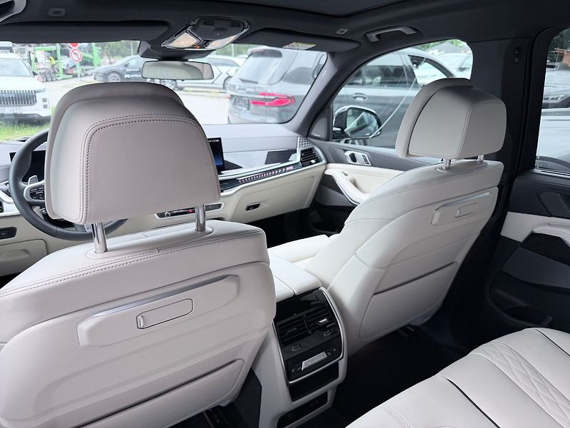 BMW X5 30xD Vzduch Nezávislé Tažné - fotka 23 z 35