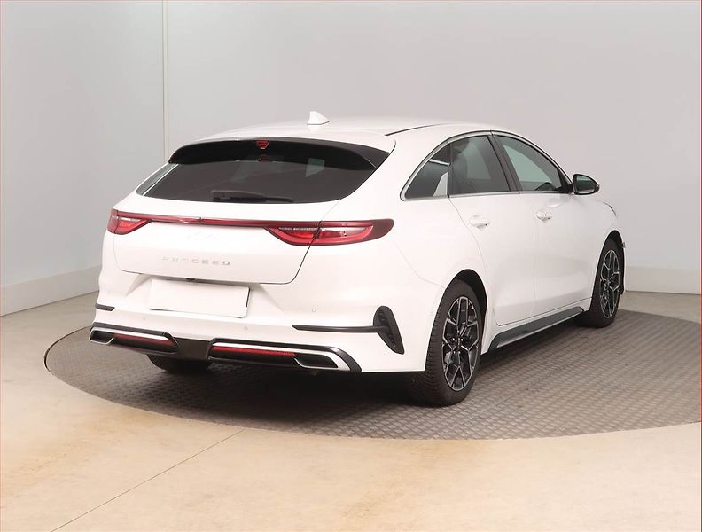 Kia Pro_Ceed (2022) 1.5 T-GDI - fotka 5 z 17