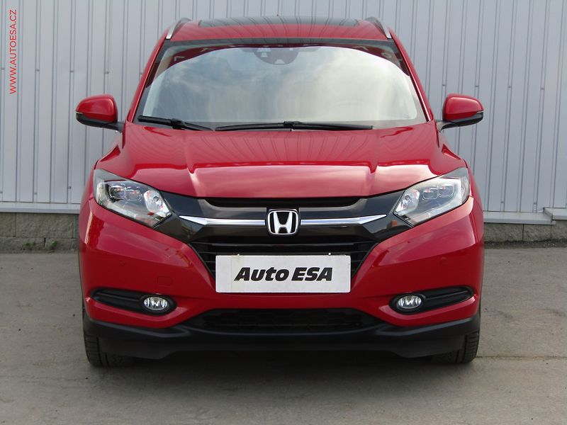 Honda HR-V (2017) 1.5 i-VTEC, ČR, AT - fotka 2 z 20