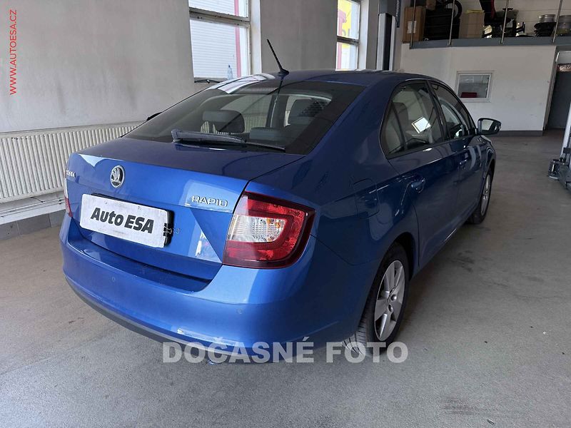 Škoda Rapid (2019) 1.0TSi, 2.maj,ČR - fotka 2 z 3