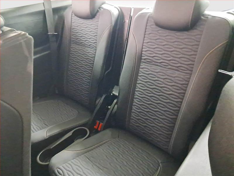Opel Zafira (2014) 2.0 CDTI, 7 míst, Navi, Xenony - fotka 17 z 21