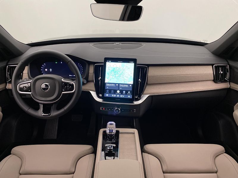 Volvo XC90 B5 AWD BRIGHT PLUS AUT CZ 7m - fotka 2 z 58