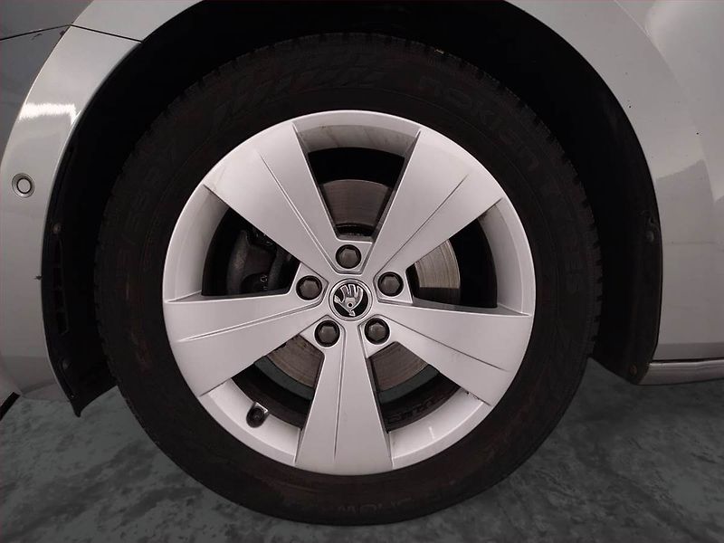 Škoda Superb (2016) Laurin&Klement 2.0 TDI - fotka 15 z 26