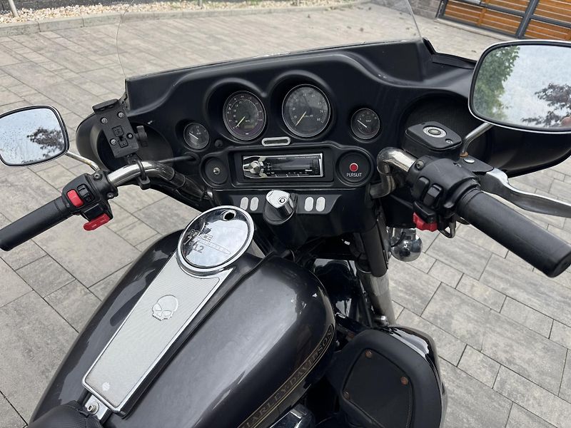 Harley-Davidson Electra Glide Ultra Classic (2002) 1440 - fotka 17 z 18