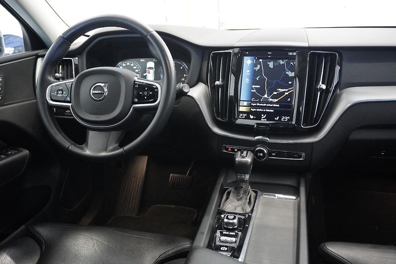 Volvo XC60 (2017) - fotka 17 z 29