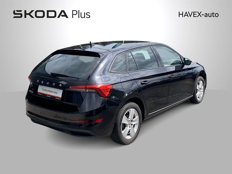 Škoda Scala (2022) 1.5 TSI Ambition - fotka 2 z 34