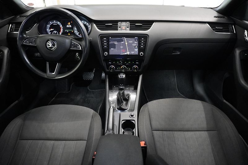 Škoda Octavia  1.4 TSi 110 kW STYLE DSG - fotka 20 z 28