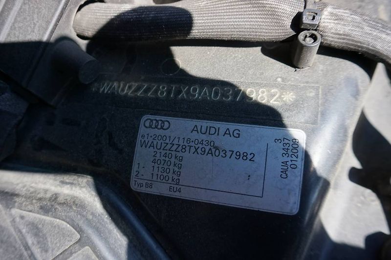 Audi S5 (2009) 4,2 260KW - fotka 20 z 20