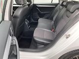 Škoda Octavia (2013) 1.4 TSi, Elegance, DSG - náhled 10