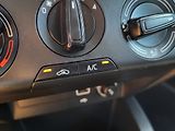 Škoda Fabia 1.0 TSI 70kW Combi TOUR *ČR - náhled 13