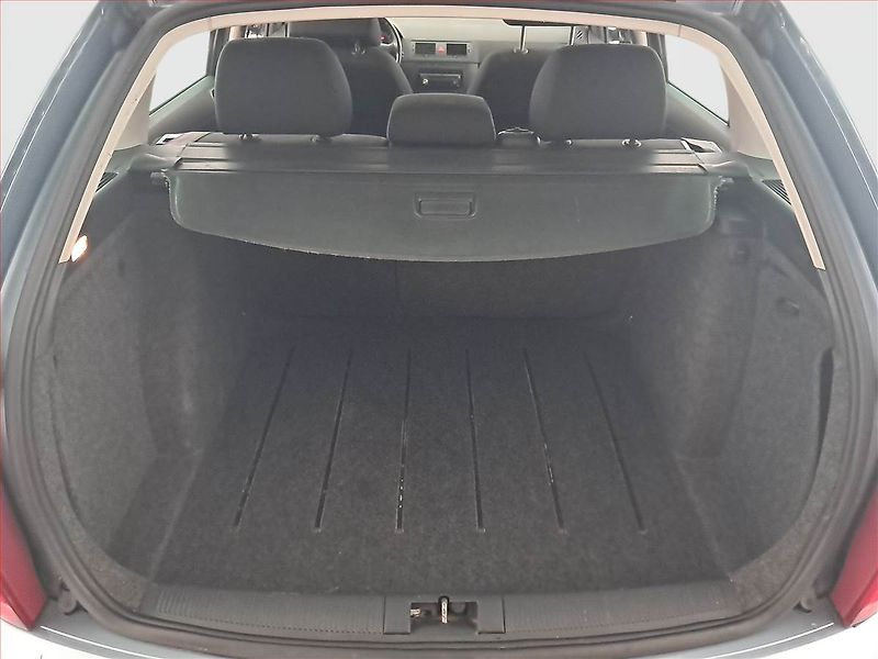 Škoda Fabia (2008) 1.2 12V, po STK, Tažné - fotka 13 z 14