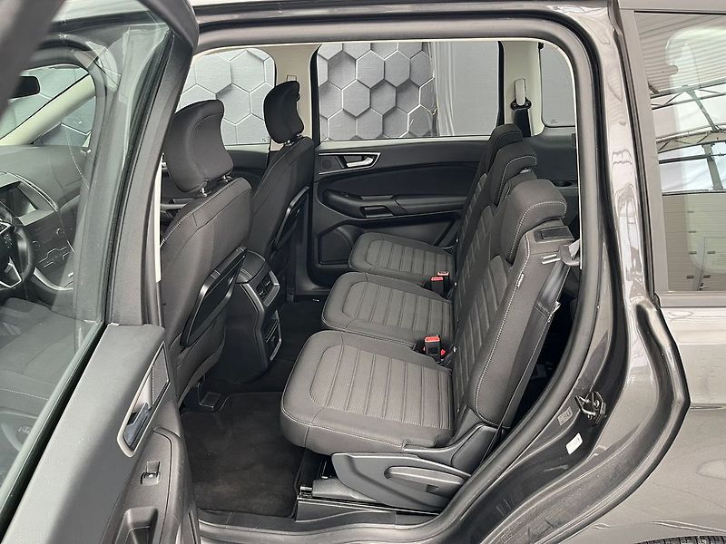 Ford Galaxy 2.0 EB, 140 kW, 7 míst, Cebia - fotka 26 z 45