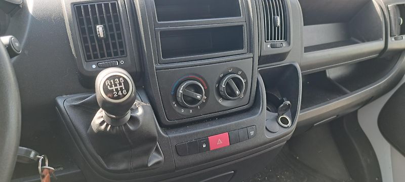 Citroën Jumper 2,0HDI 7 MÍST NEMÁ KLIMU - fotka 13 z 14