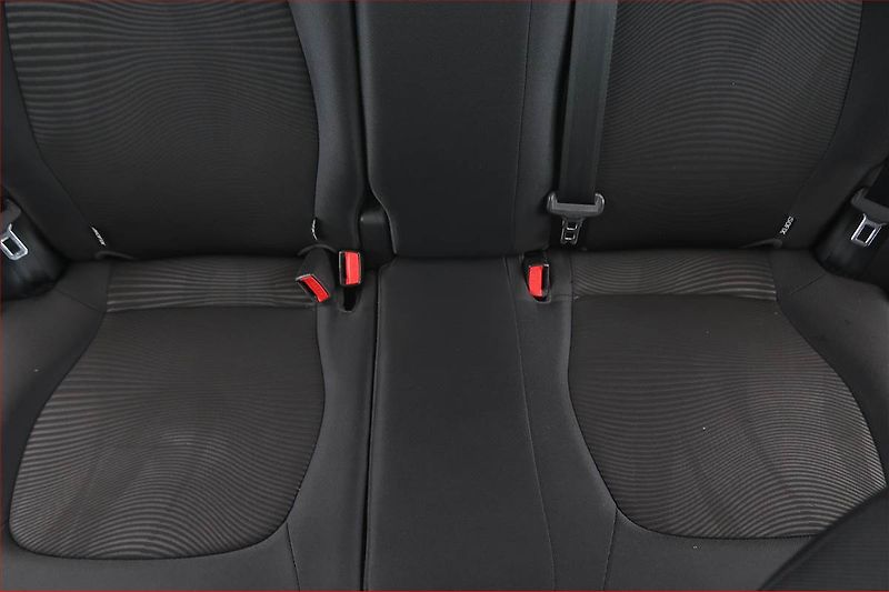 Hyundai i10 (2017) 1.0, Serv.kniha - fotka 10 z 15
