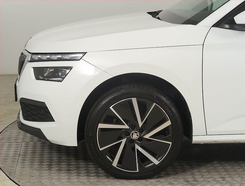 Škoda Kamiq (2019) 1.6 TDI, Automat, Navi - fotka 15 z 24