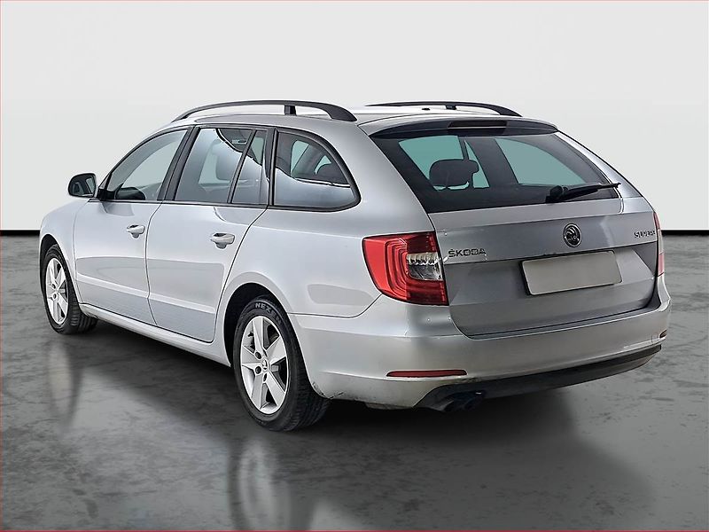 Škoda Superb (2013) 2.0 TDI, Xenony, Tempomat - fotka 4 z 20