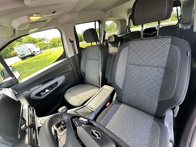 Opel Combo (2026) 1.2 T 81kW Edition+ L1 MT6 - fotka 15 z 17