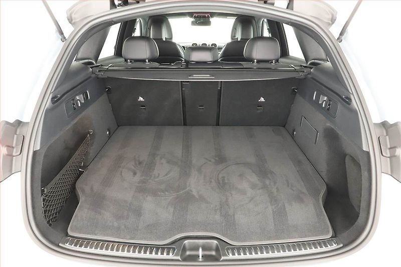 Mercedes-Benz GLC (2025) 300 de 4MATIC, AMG LINE - fotka 11 z 28