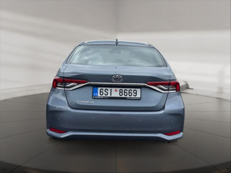 Toyota Corolla 1,5 DF Comfort - fotka 4 z 10