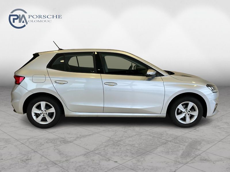 Škoda Fabia 1,0 TSi 70 kW SELECTION - fotka 8 z 25