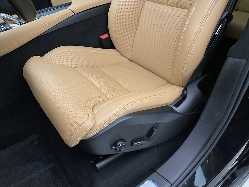 Volvo XC90 T8 AWD RECHARGE REZERVACE - fotka 25 z 74
