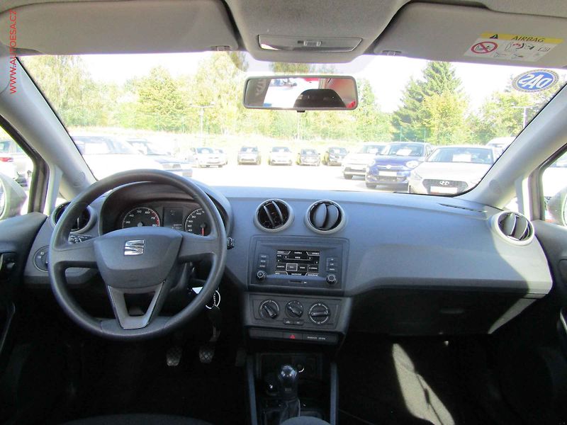 Seat Ibiza (2016) 1.2i, 2.maj,ČR, Xenon, AC, TZ - fotka 8 z 16